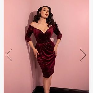 Starlet wiggle dress in mustard velvet - vixen by Micheline Pitt